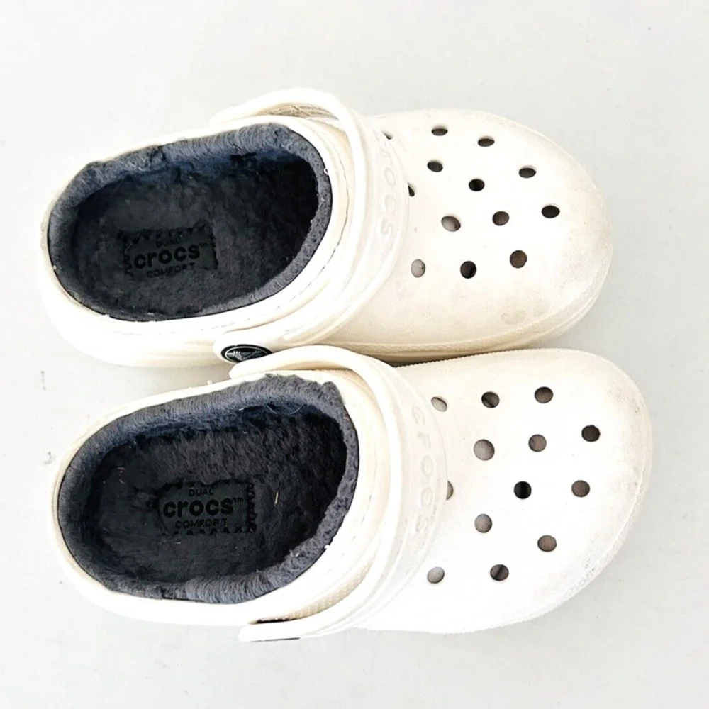 Crocs | Unisex Lined Toddler Girls Size  C10 Classic Clog White Slide Fur
